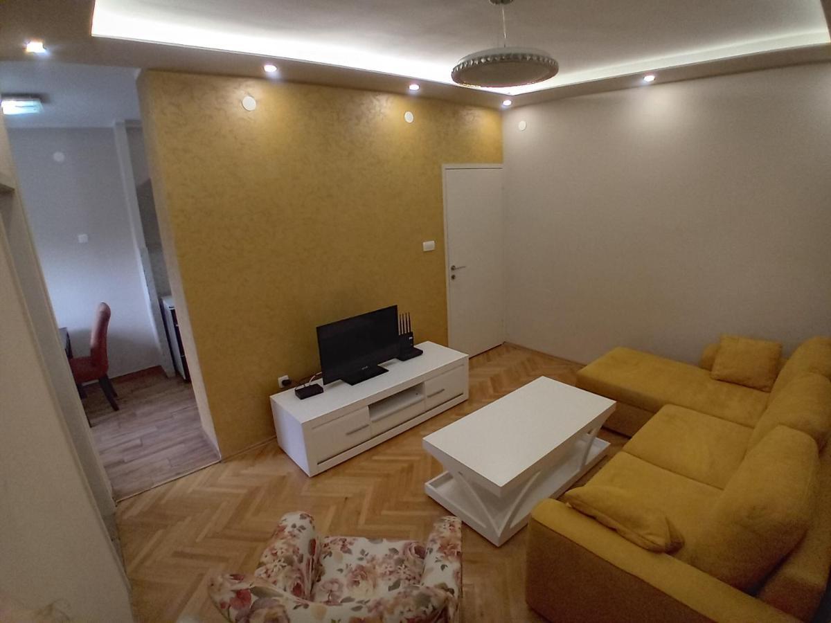 Apartments Mellon 波德戈里察 外观 照片